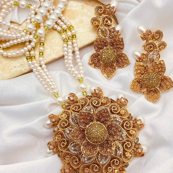 Beautiful Big Golden Flower Design Long Malla With Earrings